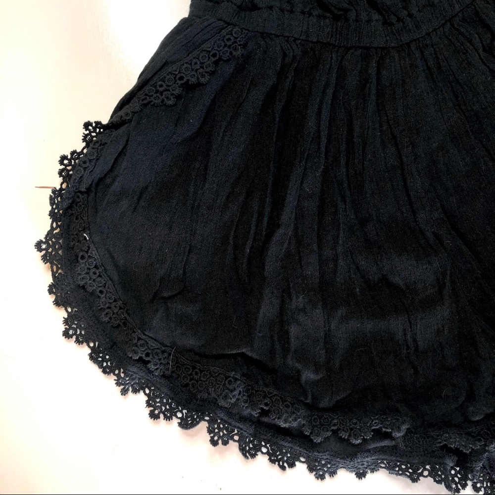 NWOT Abercrombie & Fitch Black Crochet Romper XS - Picture 9 of 10